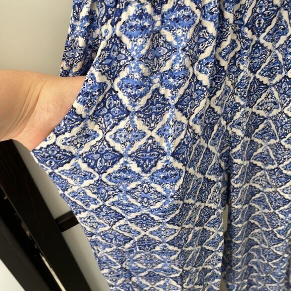 [xs] Halter Tie Top Blue & White Diamond Print Romper w/Pockets | Forever 21 - Picture 15 of 17